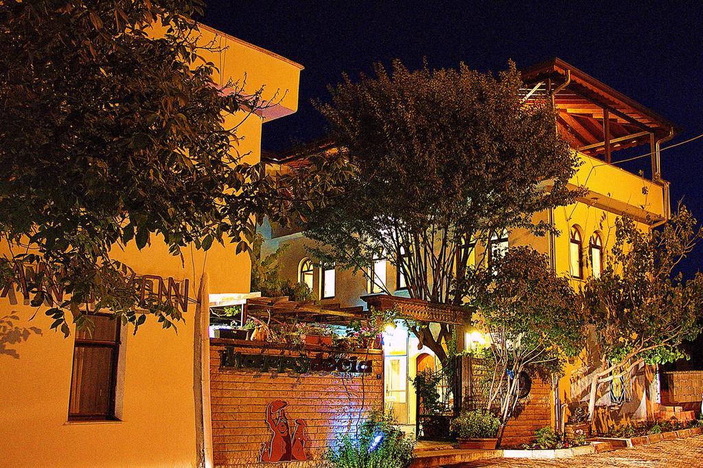 Happydocia Bed and Breakfast Γκόρεμε Εξωτερικό φωτογραφία